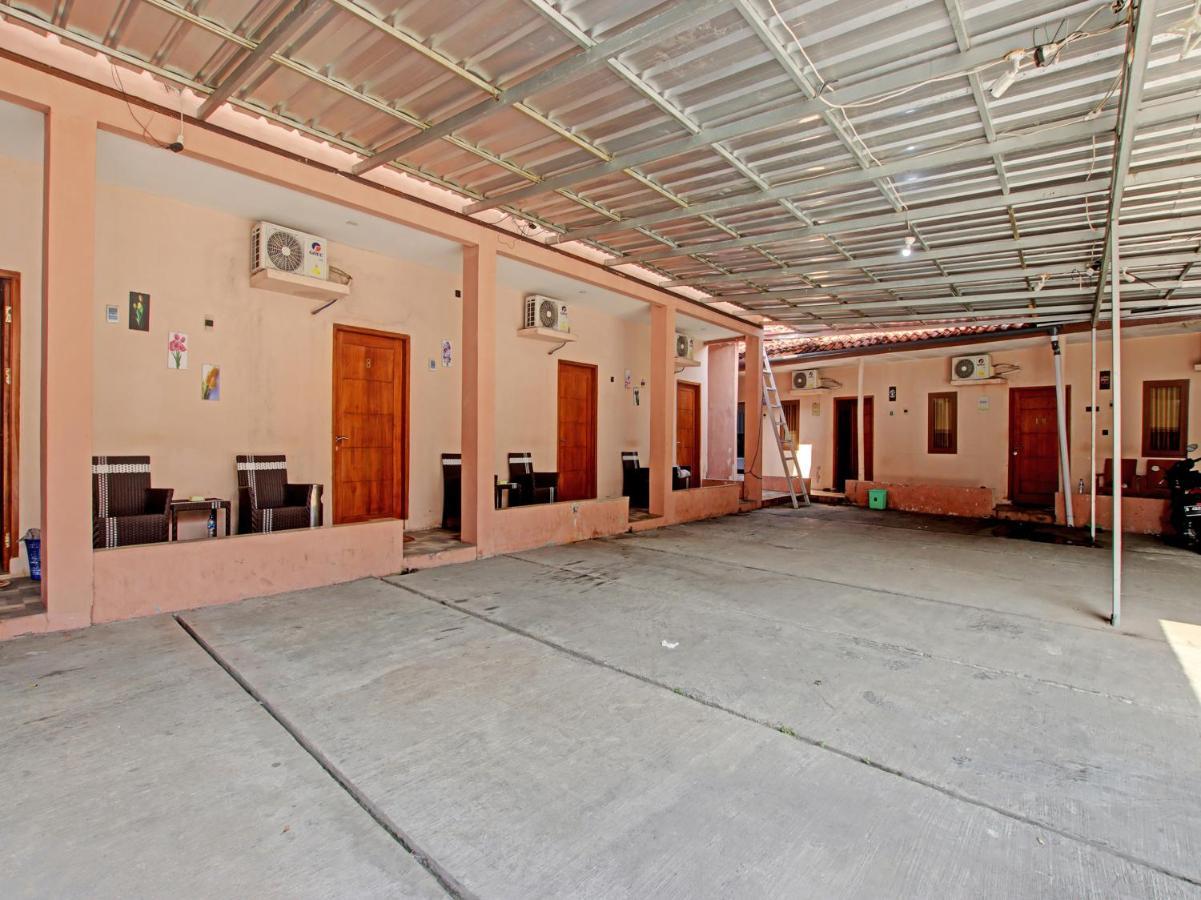 Oyo 91490 Hotel Rumah Kita Cirebon Luaran gambar