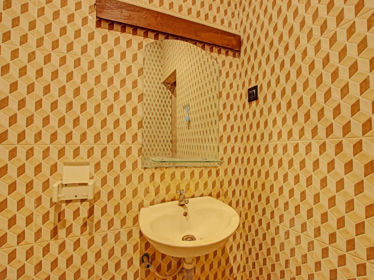 Oyo 91490 Hotel Rumah Kita Cirebon Luaran gambar