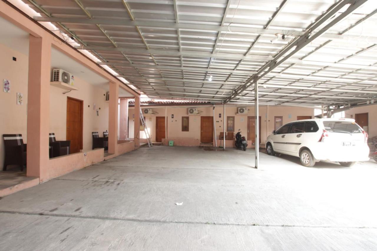 Oyo 91490 Hotel Rumah Kita Cirebon Luaran gambar